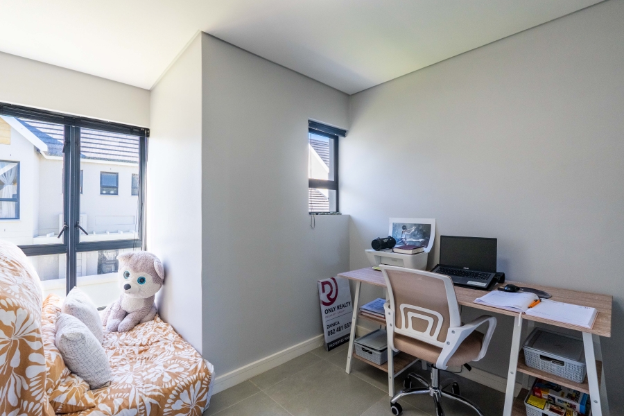 2 Bedroom Property for Sale in Hartland Lifestyle Estate Western Cape